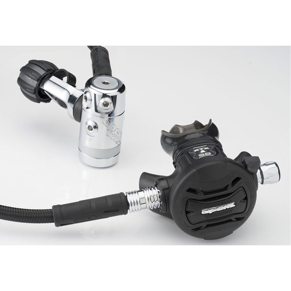 Apeks XTX 50 DIN/Yoke Regulator